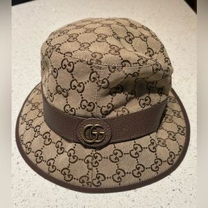 Gucci monogram brown canvas bucket hat m